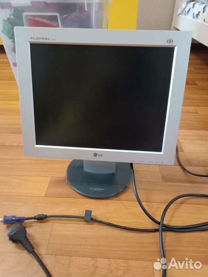 Монитор LG flatron