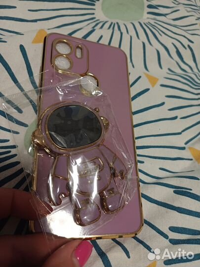 Чехлы на телефон