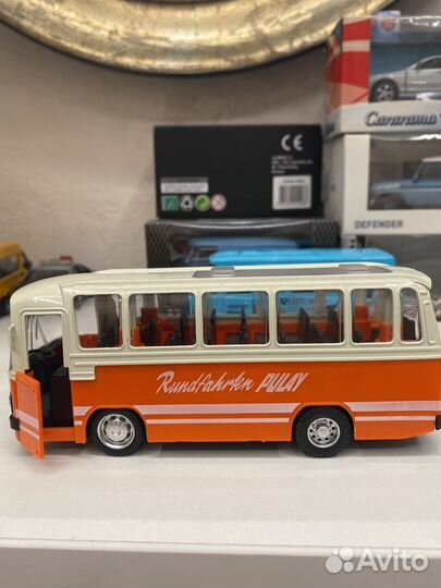 Mercedes Bus 1:50