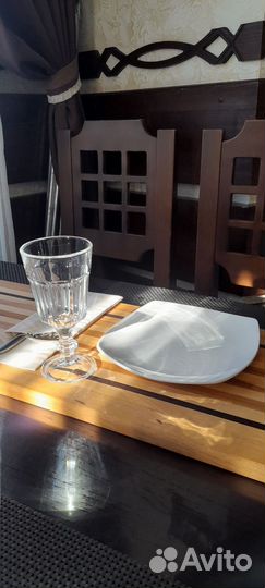 Доска сервировочная из разных пород