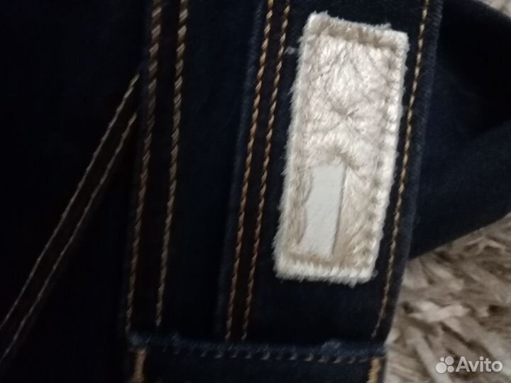 Джинсы женские levis новые