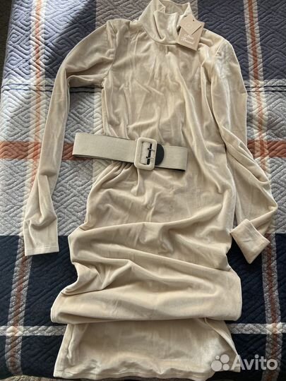 Платье новое