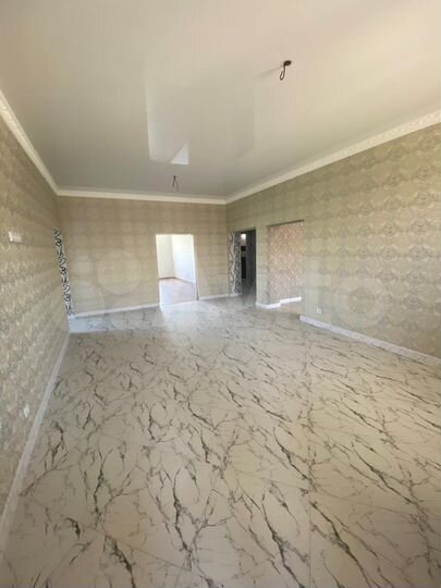 Дом 242 м² на участке 14 сот.