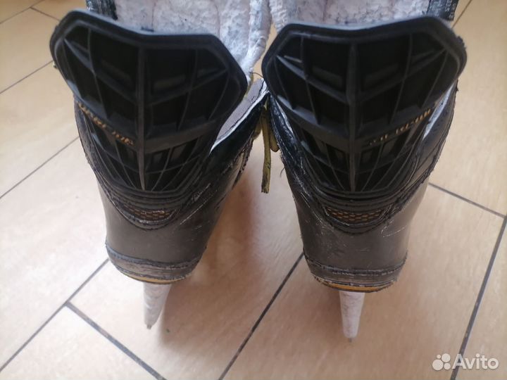 Хоккейные коньки bauer supreme 180, размер 1ee