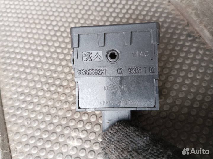 Кнопка корректора фар Peugeot 308 T7 4A 6554C3