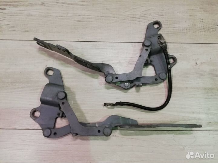 Кронштейн петли капота BMW 3 E90, E87