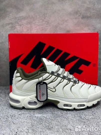 Кроссовки nike air max tn