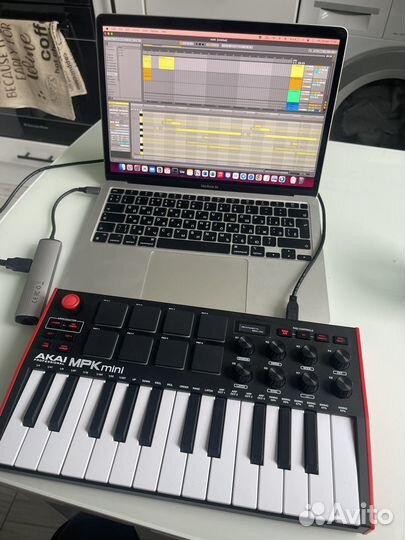 Миди клавиатура Akai MPK Mini3