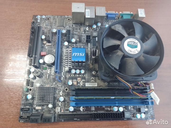 Материнская плата с процессором