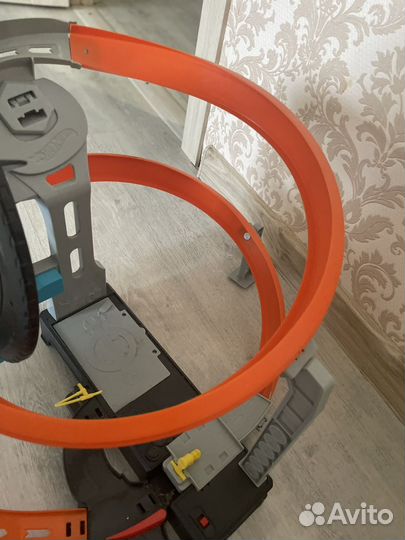 Гоночный трек hot wheels