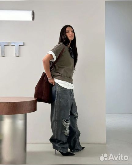 Джинсы Balenciaga