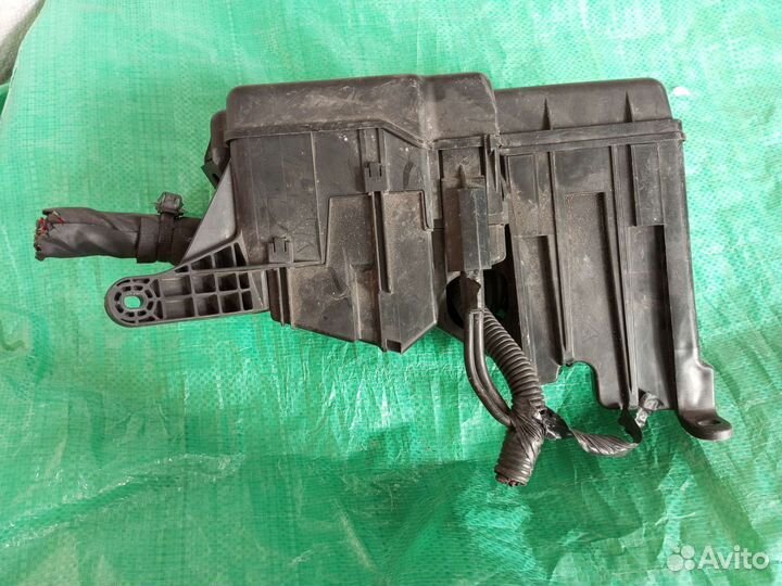 Блок предохранителей Toyota Camry 30