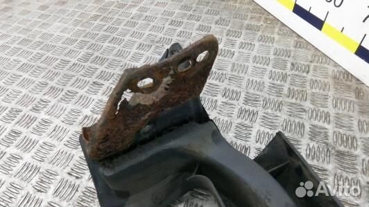 Усилитель бампера передний (кронштейн) iveco daily