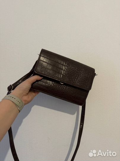 Сумка женская через плечо коричневая