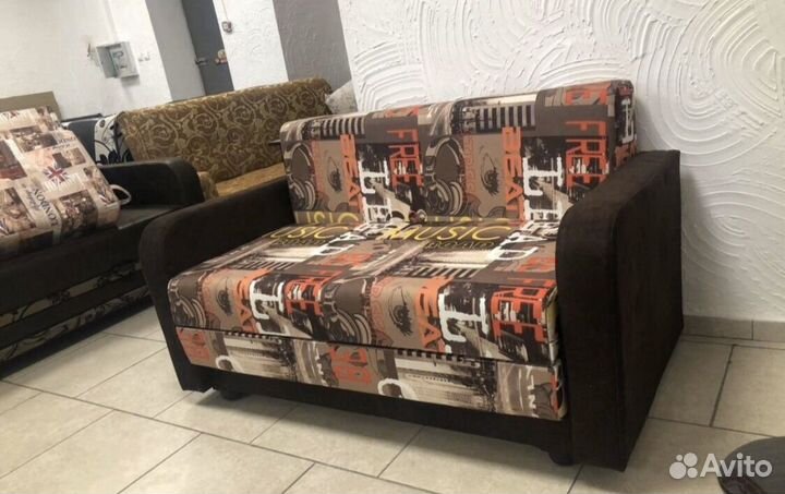 Диван чебурашка