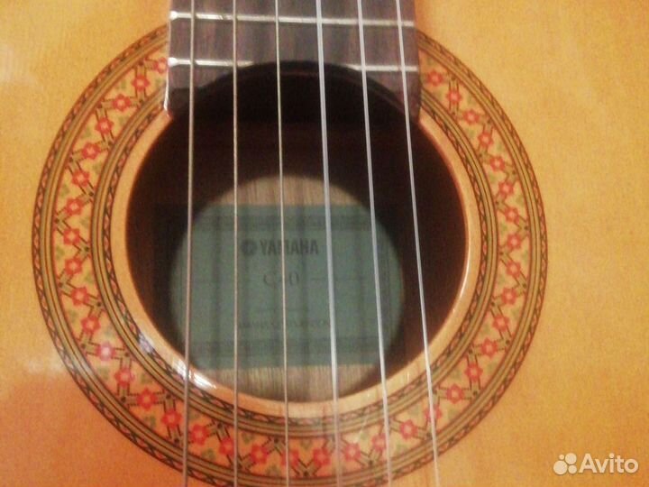 Классическая гитара yamaha c40 без кошки