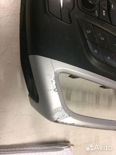 Панель управления магнитолой Ford Focus III 11-19г