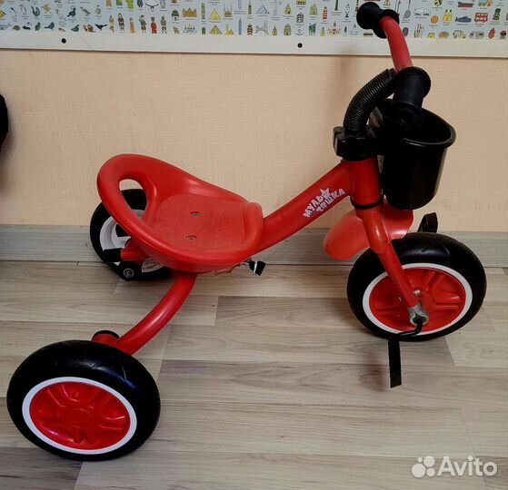 Детский трехколесный велосипед