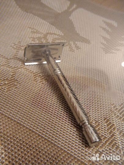 Бритвенный станок