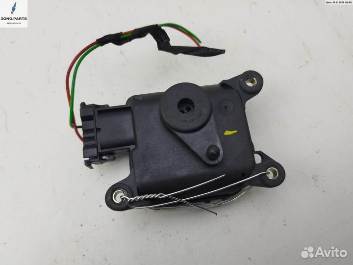 Моторчик заслонки отопителя 0132801134 на Opel Zafira A