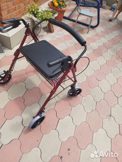 Ходунки для взрослых