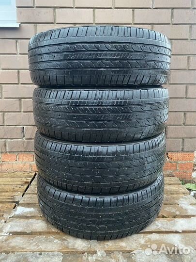Bridgestone Dueler H/T 843 215/60 R17 96H