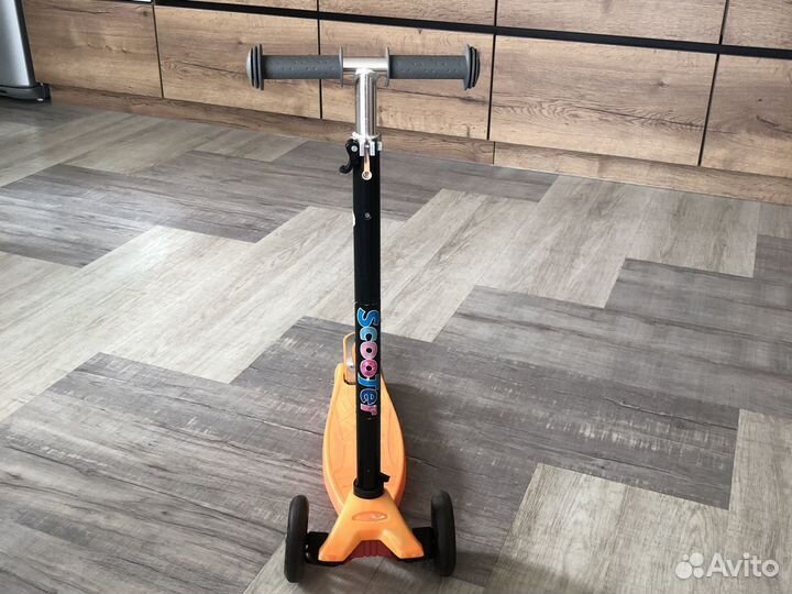 Самокат детский трехколесный светящиеся колеса