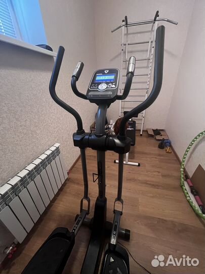 Продам Эллиптический тренажер