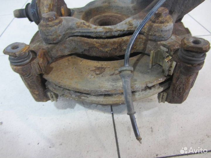 Кулак передний левый Форд