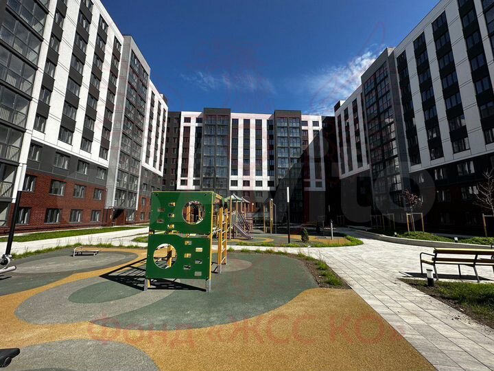 2-к. квартира, 65 м², 6/10 эт.