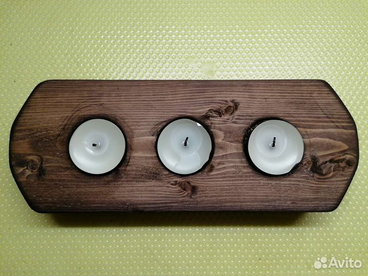 Подсвечник из дерева