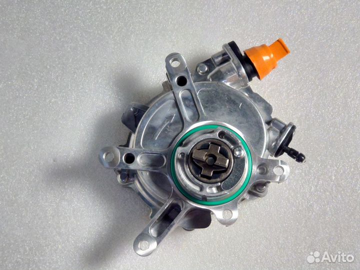 A2762300165 Вакуумный насос m276