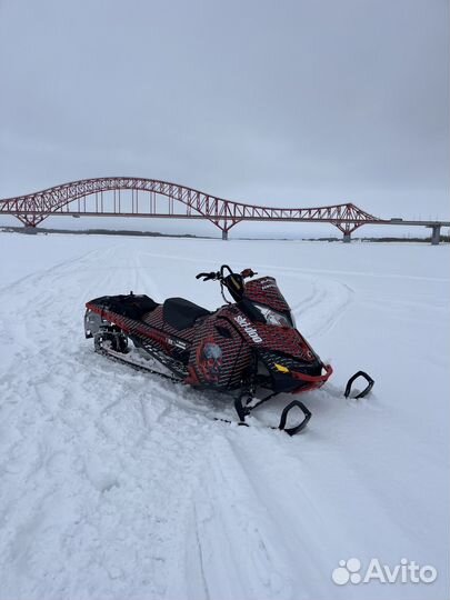 Снегоод BRP SCI DOO Summit X 800 E Tec