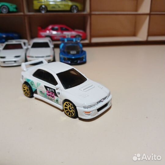 Hot wheels premium Subaru 22b доставка