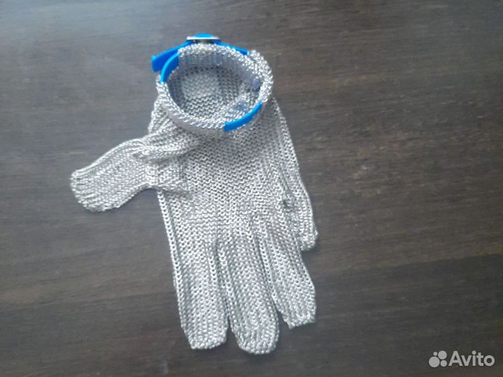 Кольчужная перчатка