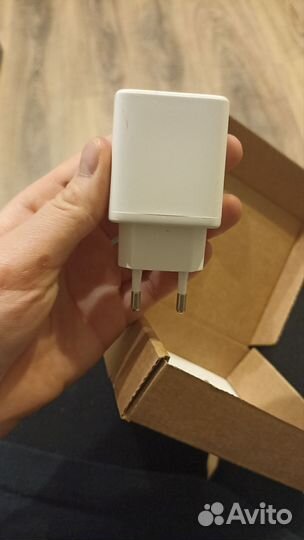 Сетевое зарядное устройство сзу Axxa 2404