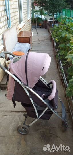 Прогулочная коляска