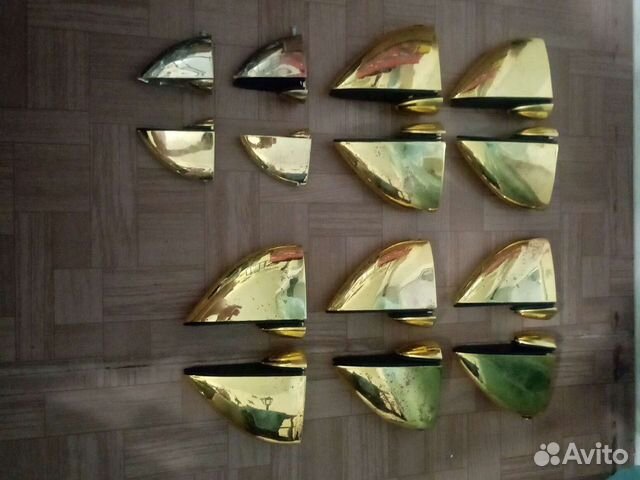 Кранштейны для полок. цвет. золотой