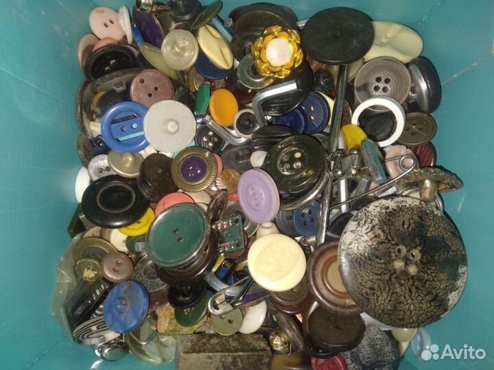Коробка пуговиц СССР