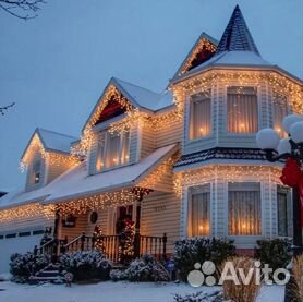 Новогодняя иллюминация украшение дома гирляндами