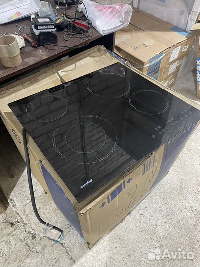 Электрическая варочная панель Comfee