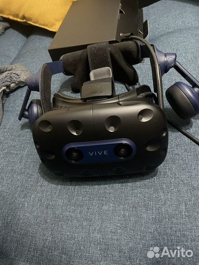 Htc vive pro 2 + контроллер + станция