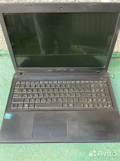 Ноутбук asus X55A