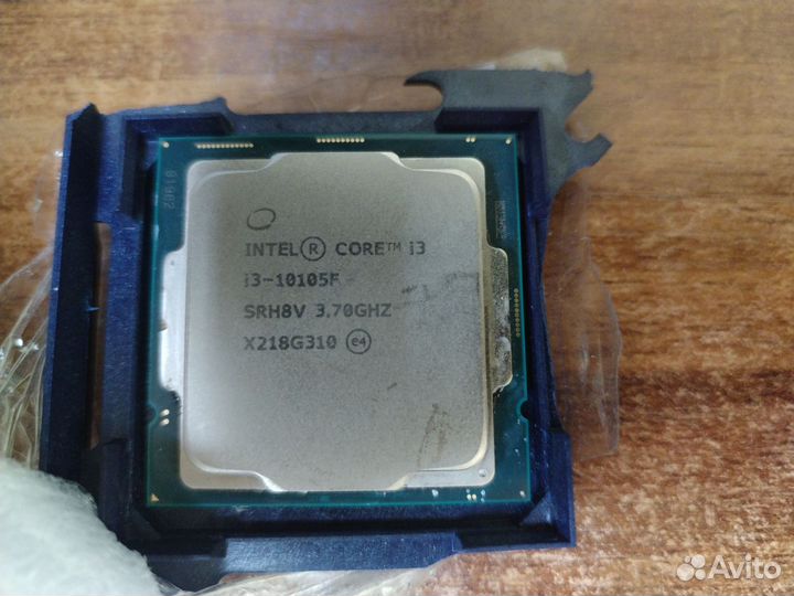 Процессор i3 10105f