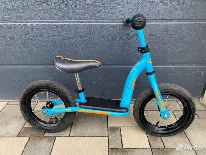 Беговел детский бу