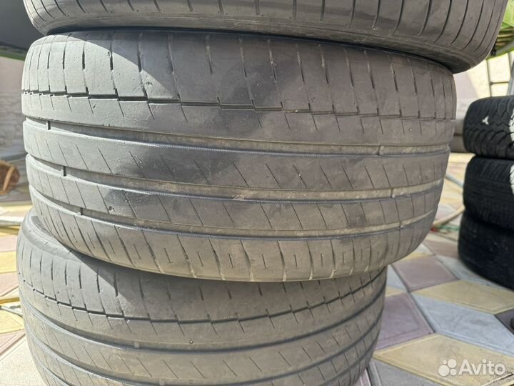 Kapsen Headking S2000 275/40 R20 и 315/35 R20