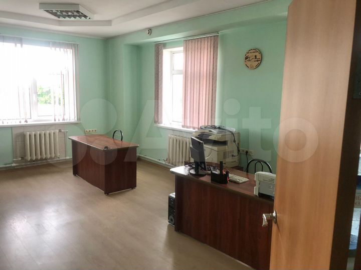 Офис, 200 м²