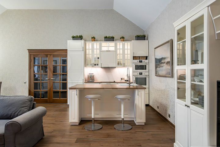 Дом 252 м² на участке 19 сот.