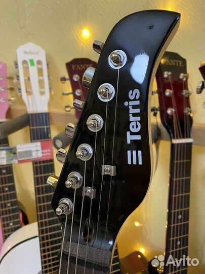 Электрогитара