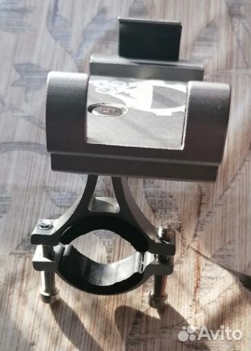 Крепление для телефона на руль